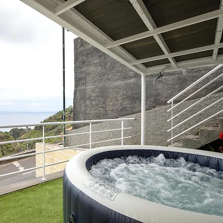 Up The Hill, Conforto E Bem Estar Ponta do Sol (Madeira)